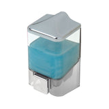 dispenser per sapone liquido 0,5 lt trasparente e cromo, accessorio da bagno visto frontalmente