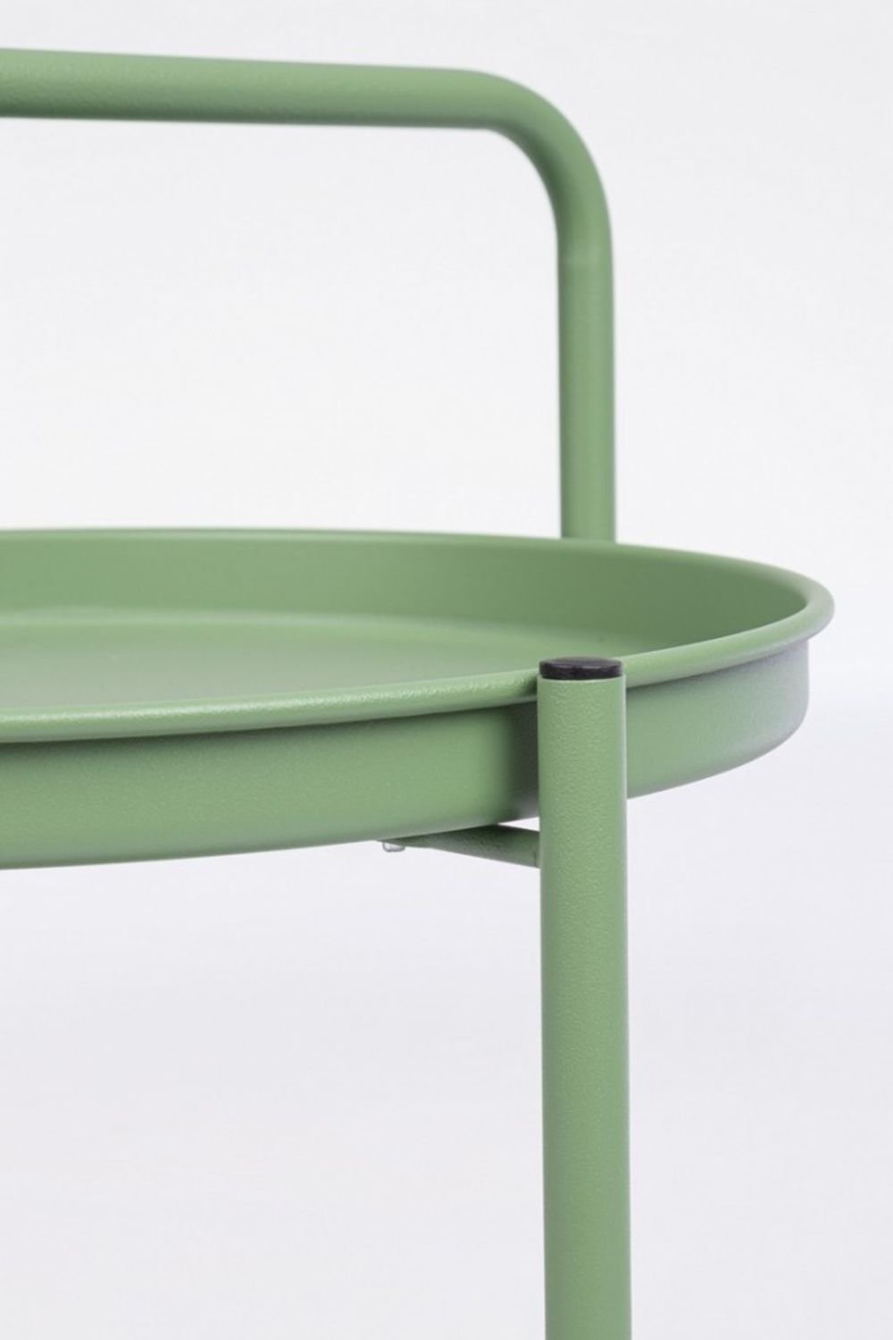 carrello pieghevole austin in acciaio verde, con vassoio, ambientazione d’arredo con il prodotto protagonista