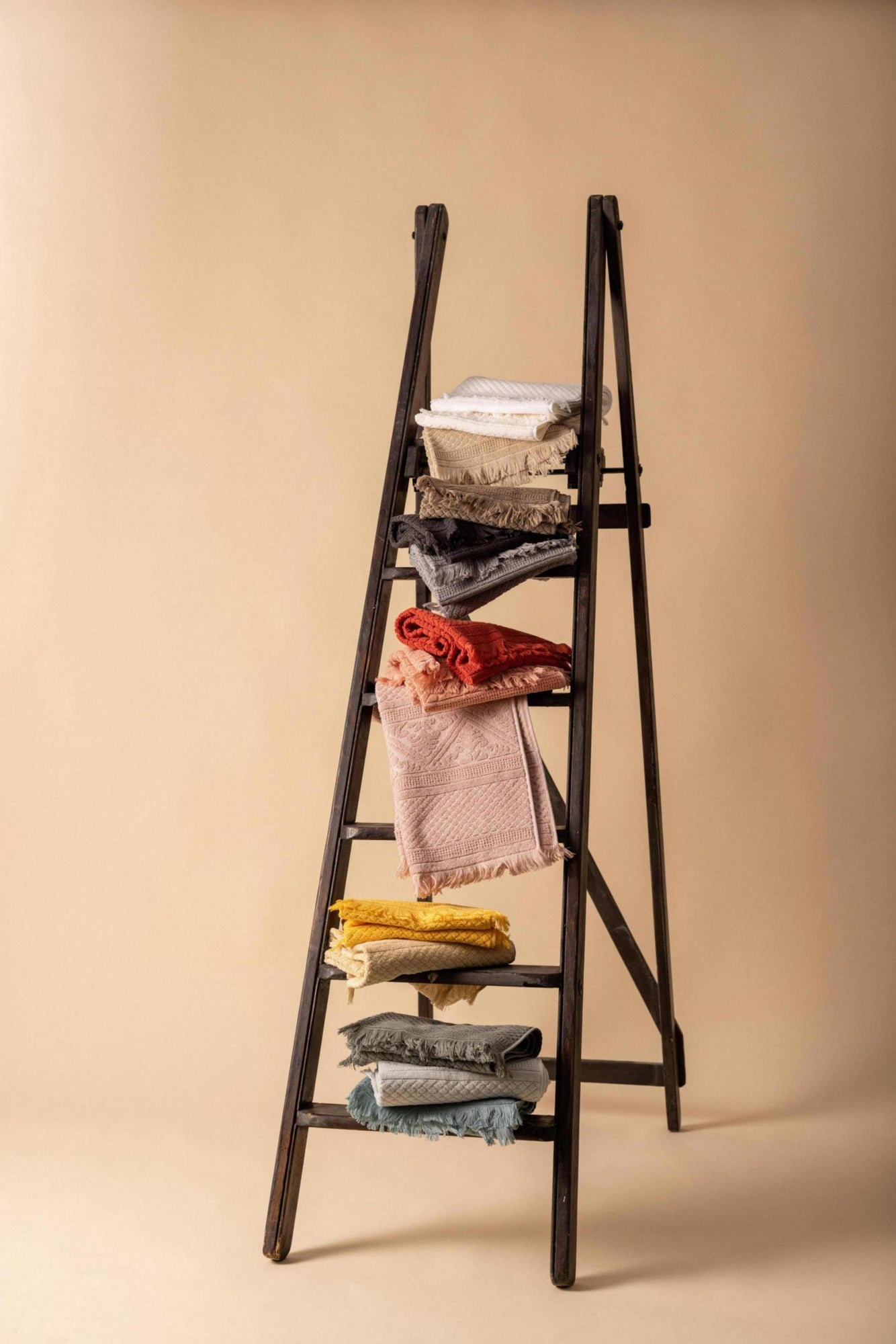 asciugamano zoe vanille, colore vanille, taglia 100 x 180. realizzato in 100% cotone, ideale per assorbenza e delicatezza sulla pelle