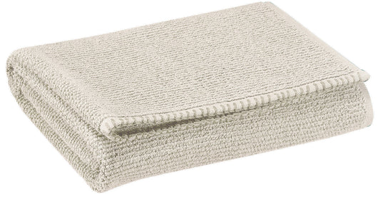 asciugamano bora lino, colore lino, taglia 50 x 100. asciugamano piegato su sfondo neutro per una visione pulita del prodotto