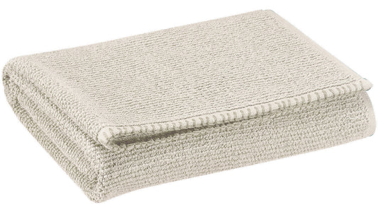 asciugamano da bagno bora lino, colore lino, taglia 90 x 150. asciugamano piegato su sfondo neutro per una visione pulita del prodotto