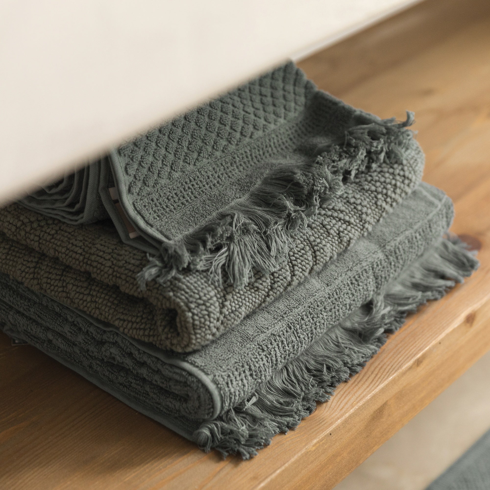 asciugamano da doccia zoe timo, colore timo, taglia 70 x 140. realizzato in 100% cotone, ideale per assorbenza e delicatezza sulla pelle