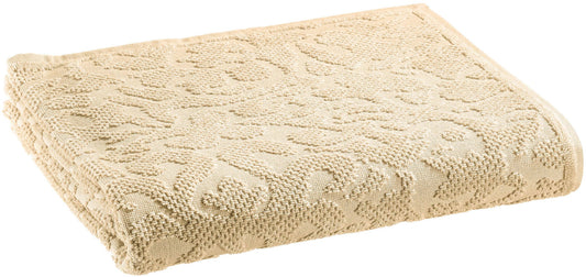 asciugamano doccia gilda lino, colore lino, taglia 70 x 130. asciugamano piegato su sfondo neutro per una visione pulita del prodotto