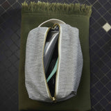 astuccio cubo finette caviar, colore finette caviar, taglia 15,5 x 10 x 10. dettaglio del prodotto da bagno