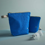 trousse da toilette iona meccano, colore meccano, taglia 28 x 23 x 10. dettaglio del prodotto da bagno