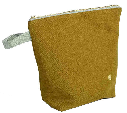 trousse da toilette iona noci, colore noci, taglia 28 x 23 x 10. dettaglio del prodotto da bagno