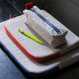 astuccio da ufficio stylo blu, colore blu, taglia 6 x 20 x 6. dettaglio del prodotto da bagno