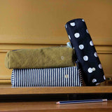 astuccio da ufficio iona noci, colore noci, taglia 6 x 20 x 6. dettaglio del prodotto da bagno