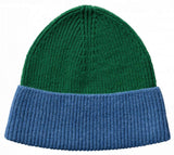 berretto benny foresta, colore foresta, taglia 21 x 23. berretto ecosostenibile su fondo neutro, piegato per mostrare il tessuto naturale