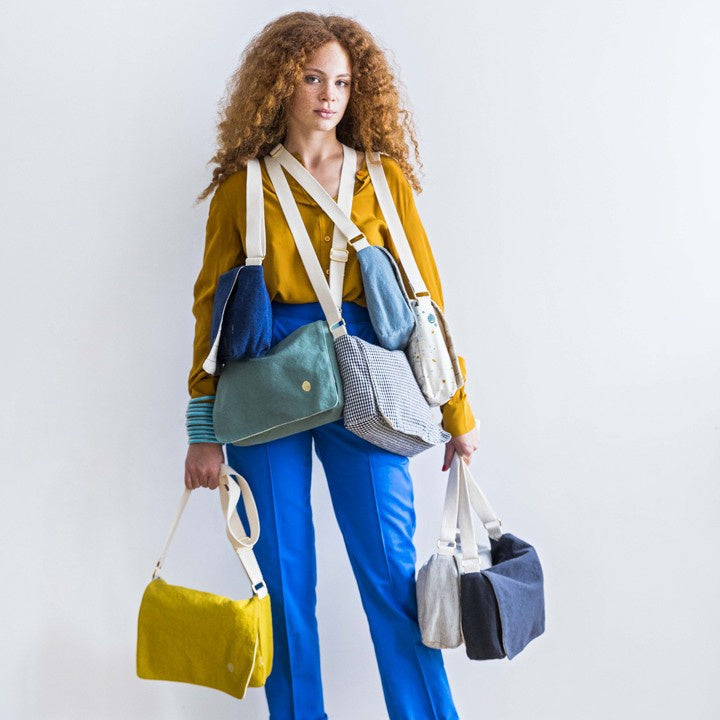 borsa a tracolla iona brigitte multicolore, colore multicolore, taglia 18 x 27 x 8. accessorio versatile per lavoro, studio e tempo libero