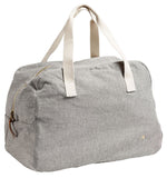 borsa weekend finette caviar, colore finette caviar, taglia 28 x 42 x 20. vista frontale della borsa da viaggio su sfondo bianco