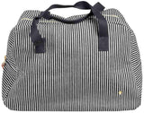 borsa weekend basile caviale, colore caviale, taglia 28 x 42 x 20. vista frontale della borsa da viaggio su sfondo bianco