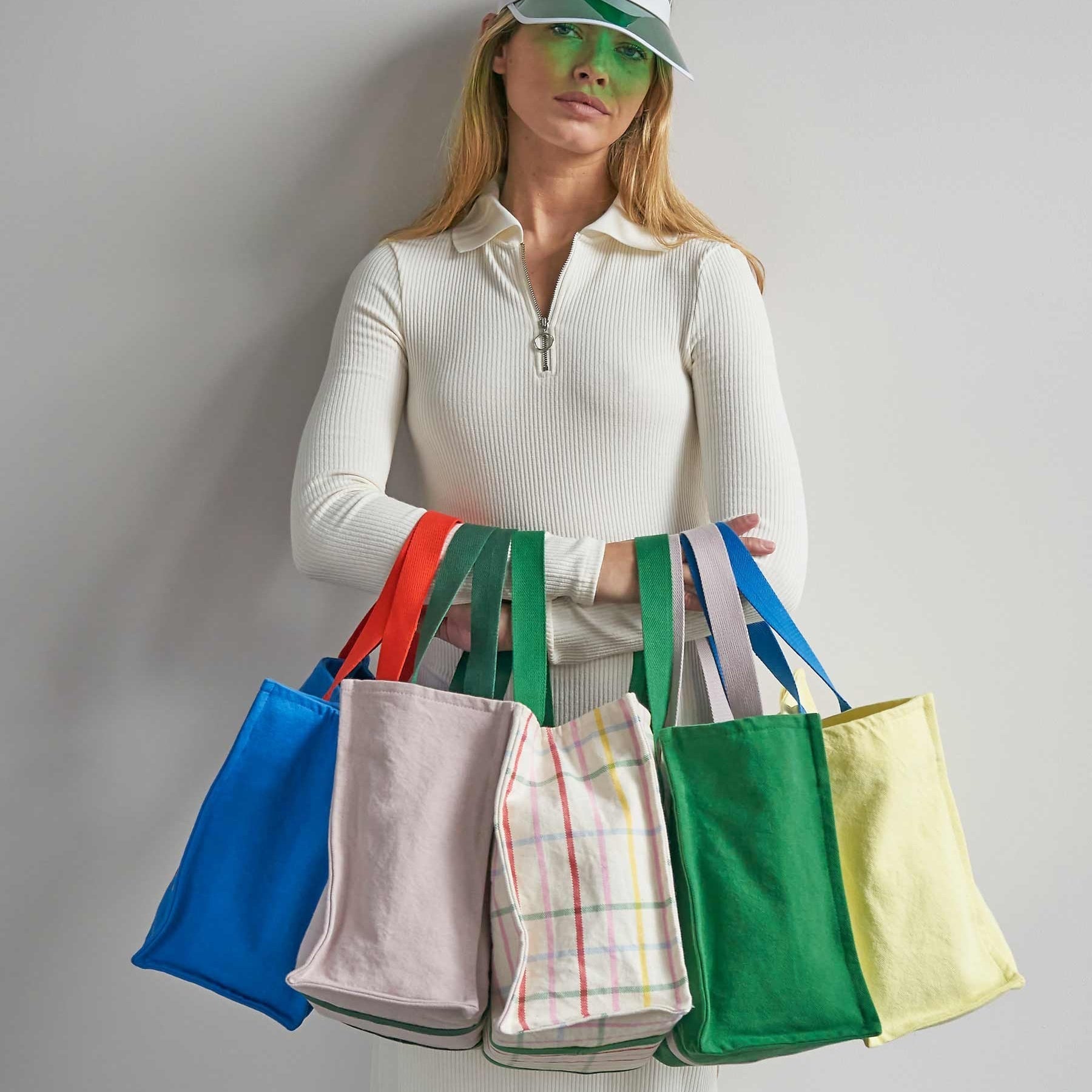 sac daily iona luce del sole, colore luce del sole, taglia 25 x 38 x 15. compatta ma capiente, perfetta per ogni esigenza urbana