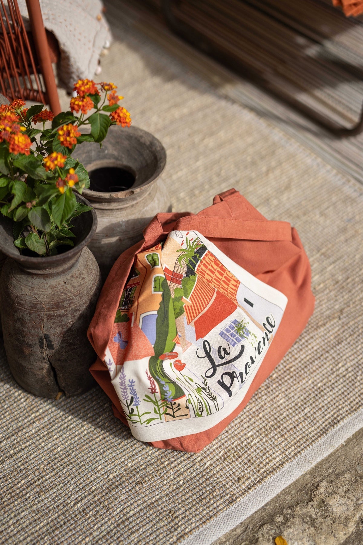 borsa shopping riciclata grace tomette, colore tomette, taglia 35 x 40 x 15. design capiente perfetto per la spesa quotidiana