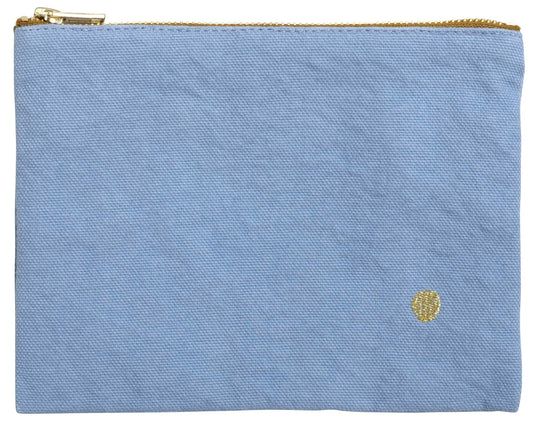 pochette iona bluetiful, colore bluetiful, taglia 19 x 28 x 1. vista frontale della pochette in tessuto naturale su sfondo neutro