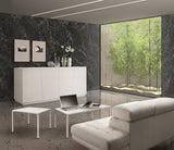 credenza gorgona in legno, finitura in bianco frassinato, 180×50 cm, dettaglio delle ante in legno e finitura naturale