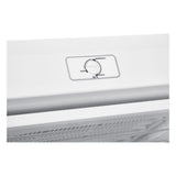 congelatore verticale dcv08sm3we0 60 lt a 3 cassetti con porta reversibile classe e bianco daya, ambientazione d’arredo con il prodotto protagonista