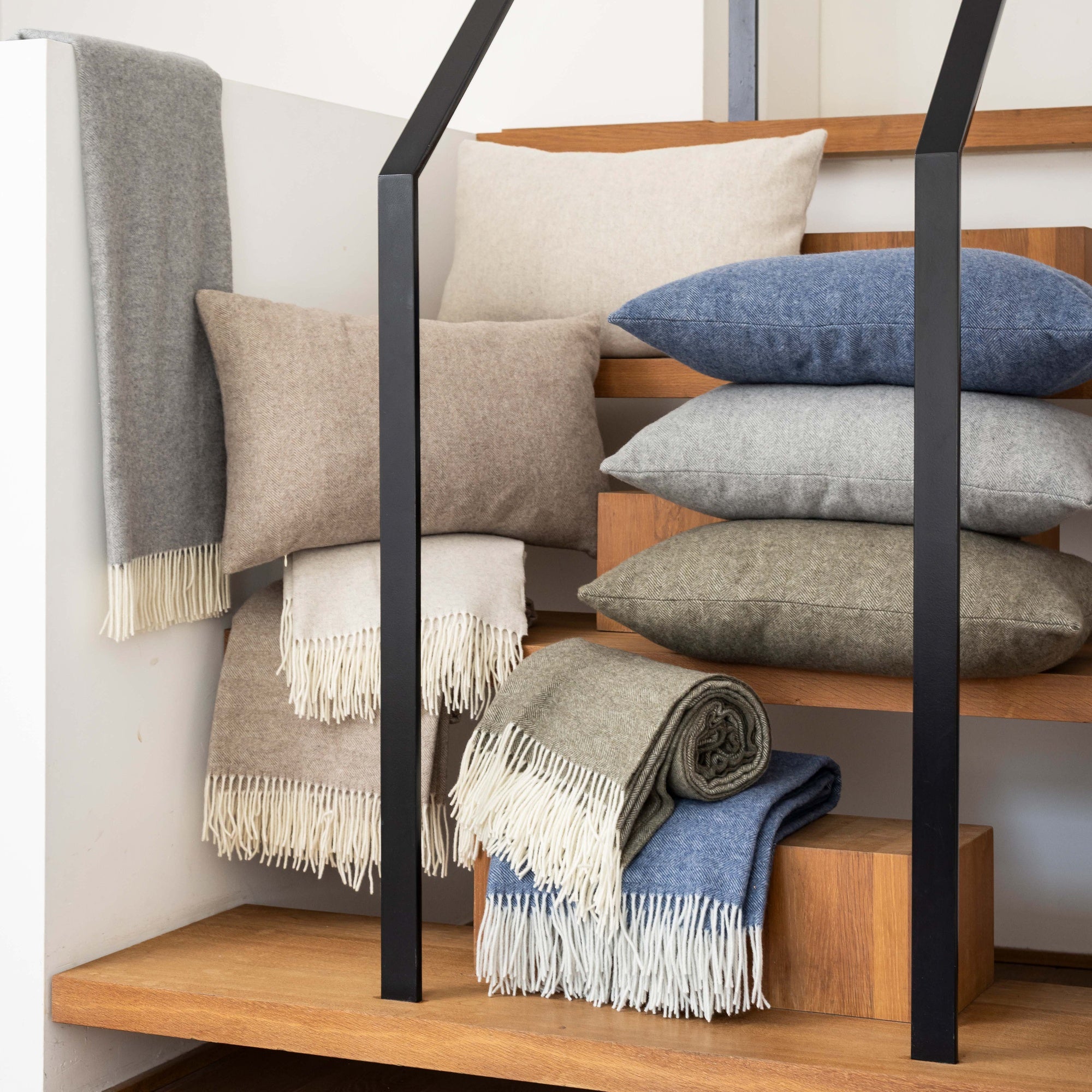 plaid carina oliva, colore oliva, taglia 130 x 190. aggiunge comfort e stile alla zona notte