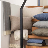 plaid carina perla, colore perla, taglia 130 x 190. coperta di qualità ideale per le notti fredde o il relax sul divano