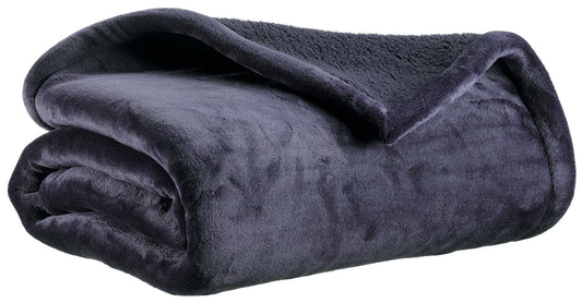 plaid michka marina militare, colore marina militare, taglia 130 x 160. vista frontale della coperta piegata su sfondo bianco