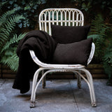 plaid maia carbone, colore carbone, taglia 180 x 260. coperta di qualità ideale per le notti fredde o il relax sul divano