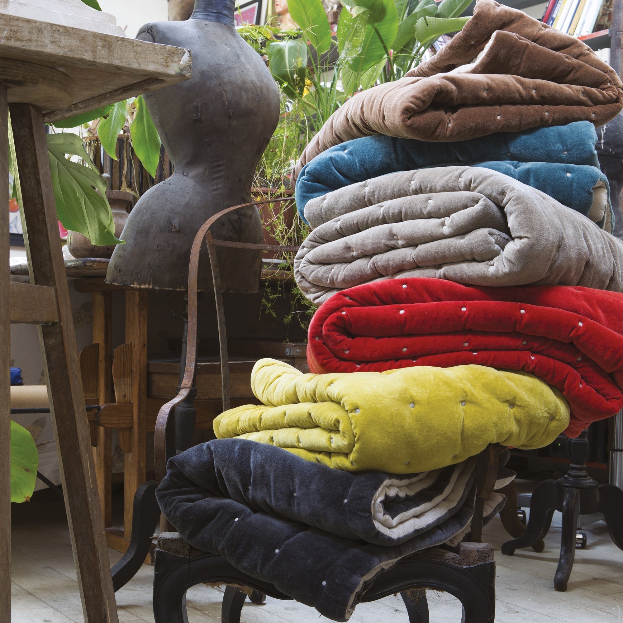 plaid elise mais, colore mais, taglia 240 x 260. coperta di qualità ideale per le notti fredde o il relax sul divano