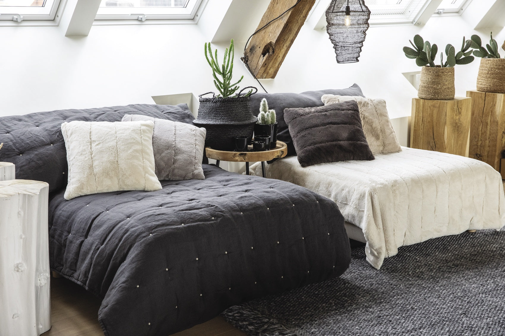 plaid zeff tonnerre, colore tonnerre, taglia 180 x 260. mantiene il letto caldo nelle notti più fredde