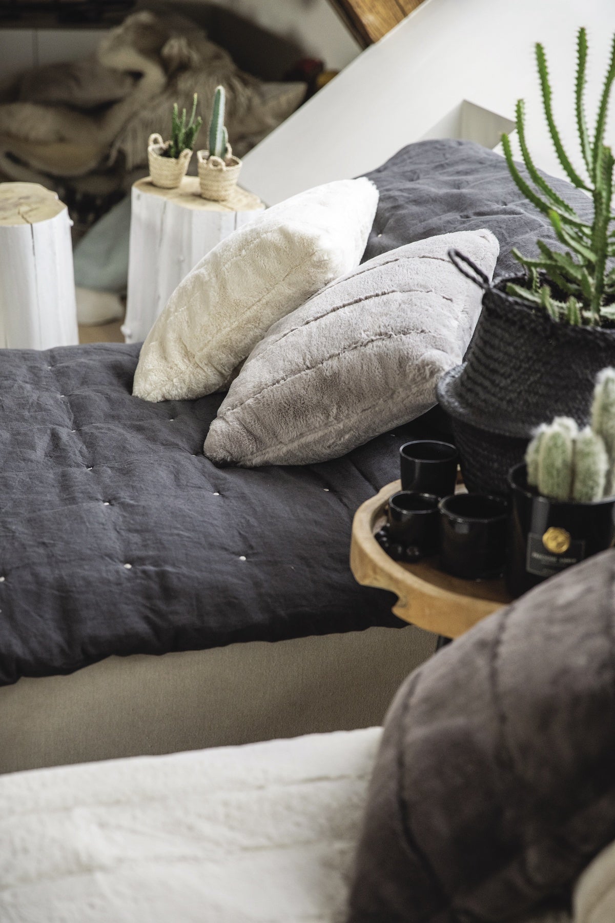 plaid zeff tonnerre, colore tonnerre, taglia 180 x 260. aggiunge comfort e stile alla zona notte