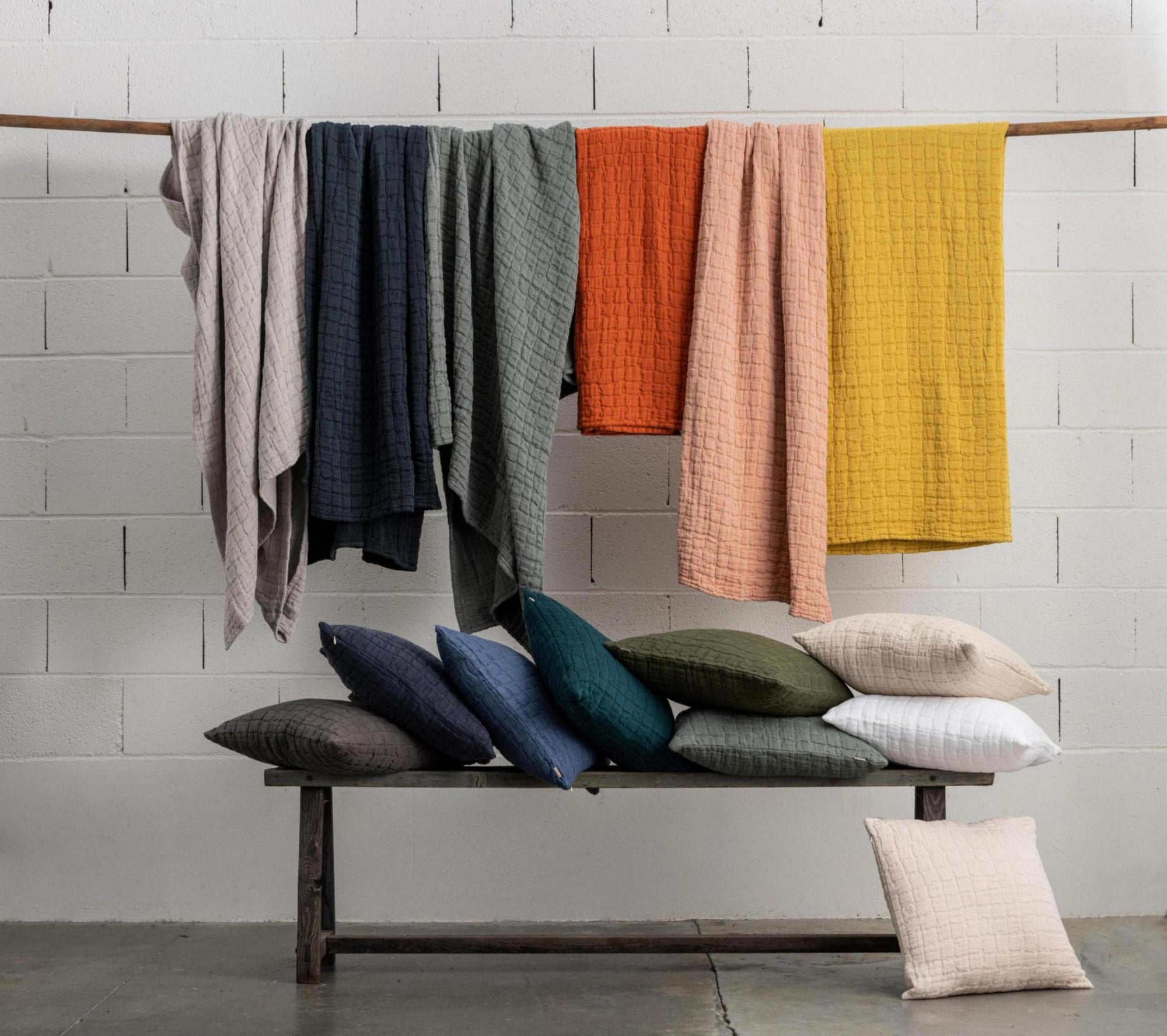 coperta swami lino, colore lino, taglia 240 x 260. mantiene il letto caldo nelle notti più fredde