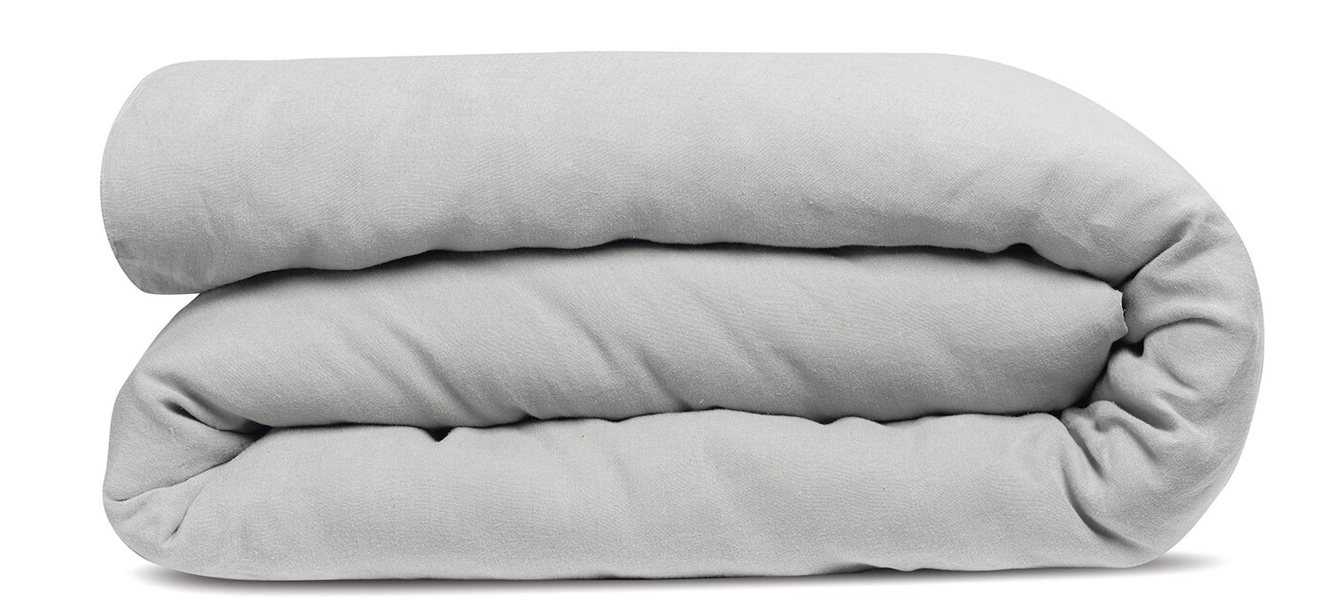 copripiumino kala perla, colore perla, taglia 260 x 240. copripiumino piegato su sfondo neutro per una visione dettagliata