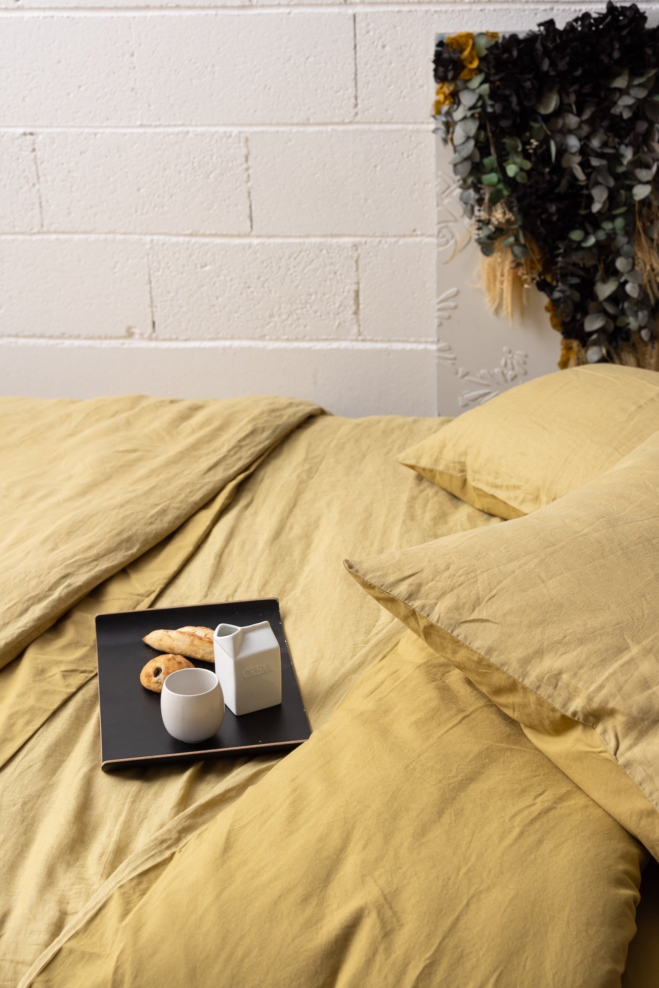 copri piumino linco gold, colore gold, taglia 85 x 200. facile da cambiare per un look sempre fresco