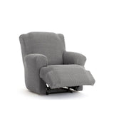 copripoltrona jaz recliner grigio 70-110, copridivano installato, vista frontale su divano
