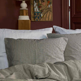 copripiumino gustave caviar, colore gustave caviar, taglia 240 x 260. rinnova il letto con uno stile moderno e pratico