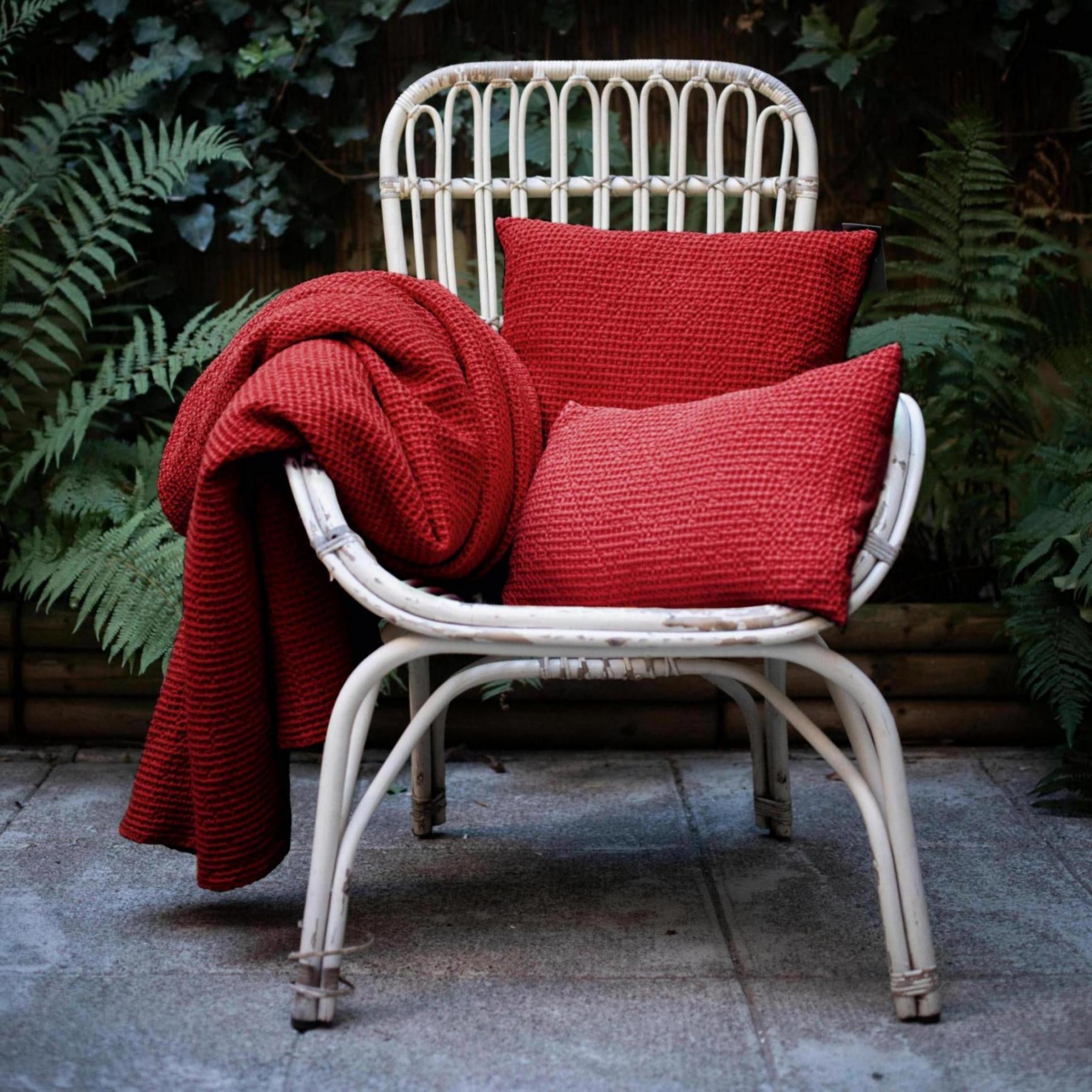 cuscino maia carbone, colore carbone, taglia 30 x 50. ideale come complemento d’arredo su divani, poltrone o letti