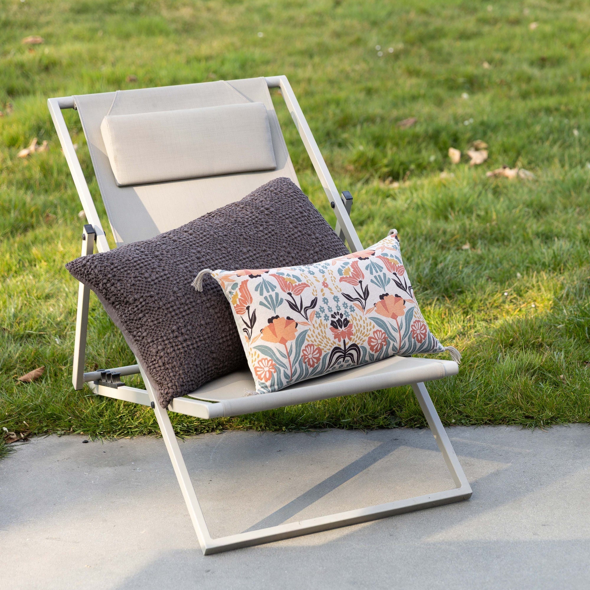 cuscino tana caffè, colore caffè, taglia 40 x 65. design versatile che si adatta a stili moderni e classici