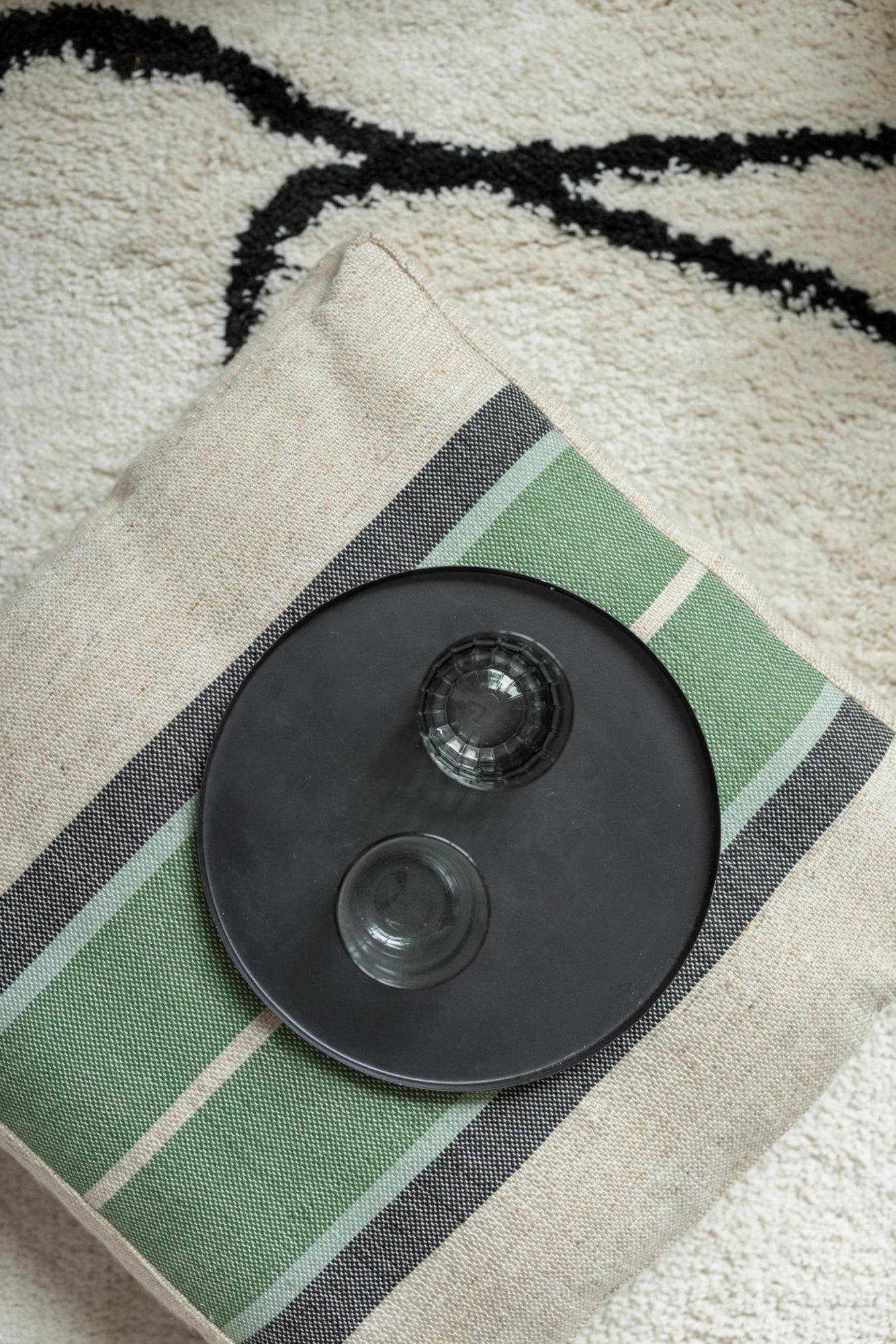 cuscino da pavimento gatsby eucalipto, colore eucalipto, taglia 55 x 55 x 10. design versatile perfetto per salotto, camera o veranda