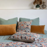 cuscino tinta unita elise ocra, colore ocra, taglia 40 x 65. design versatile che si adatta a stili moderni e classici