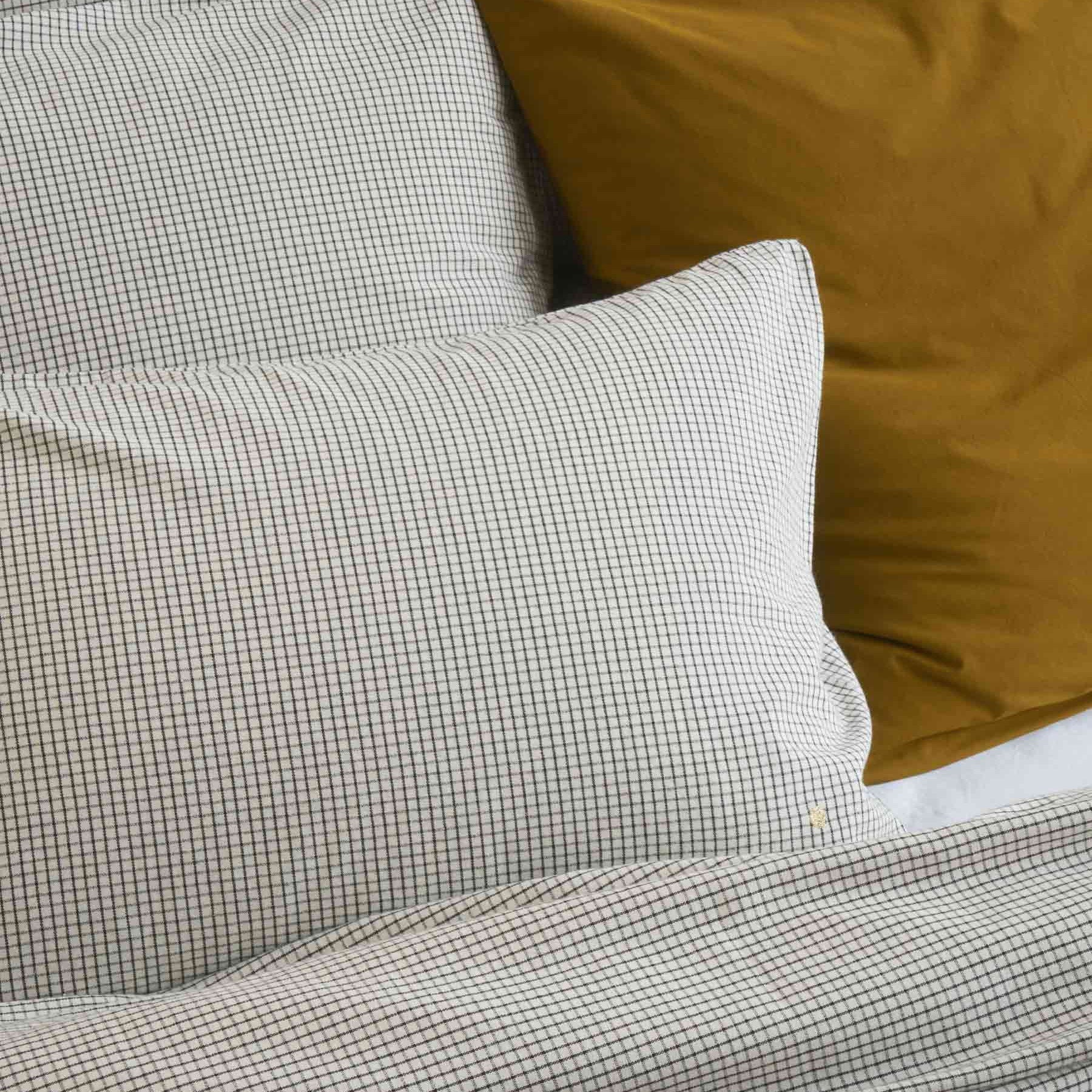 federa celeste noci, colore noci, taglia 65 x 65. design sobrio ed elegante, ideale per ogni stile di camera da letto