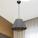 lampada da soffitto ayda asz1560 con paralume in tessuto antracite, ambientazione moderna con punto luce centrale sopra il tavolo