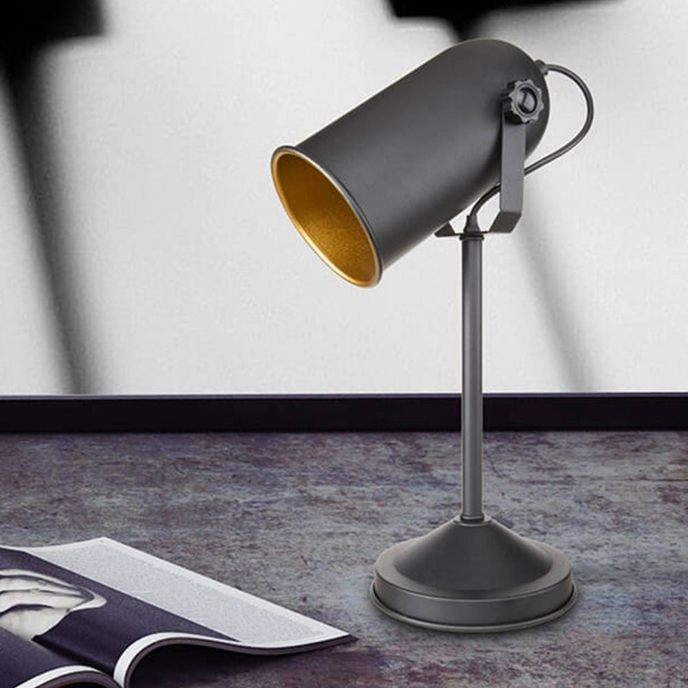 lampada da tavolo direzionabile tokyo mdl3636 metallo nero, dettaglio dell’interruttore e finitura del materiale