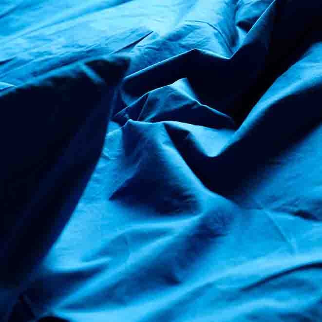 drap-housse celeste cosi blu, colore cosi blu, taglia 160 x 200. angoli elasticizzati per una vestibilità perfetta e stabile