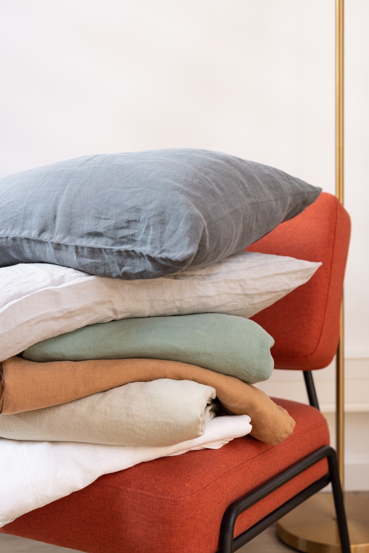 lenzuolo piano kala bianco, colore bianco, taglia 240 x 300. tessuto morbido e resistente, facile da stirare e da lavare