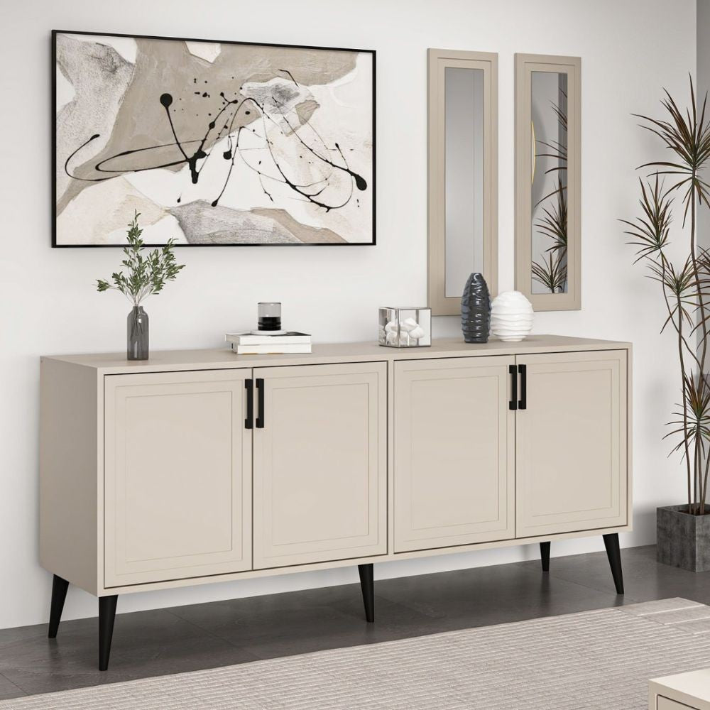 madia prime 4 ante colore cashmere con maniglie e piedi neri e 2 specchi, vista ambientata in soggiorno, sala da pranzo o ingresso