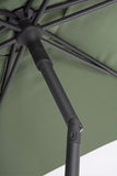 ombrellone da giardino samba con palo centrale in acciaio e telo verde, ideale per creare zone d’ombra in giardino o veranda
