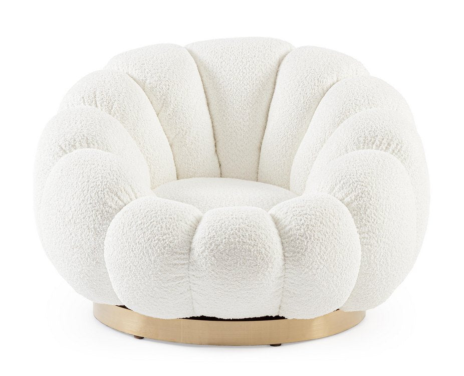 poltrona girevole florel in tessuto effetto bouclé bianco, vista ambientata in soggiorno o angolo lettura