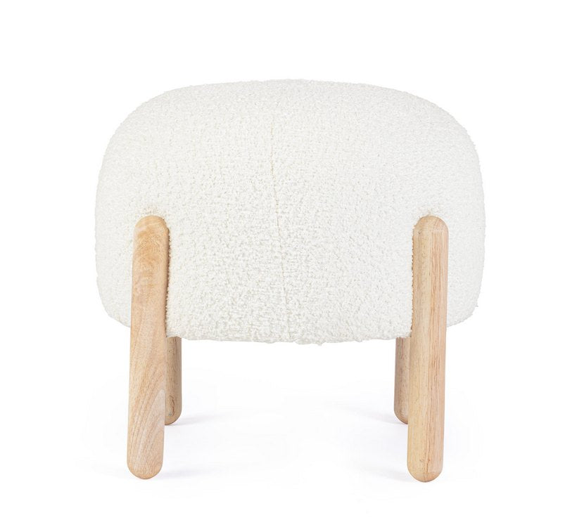 pouf dayla in tessuto bianco effetto bouclé e gambe in legno rubberwood, complemento d’arredo ideale per soggiorno o camera