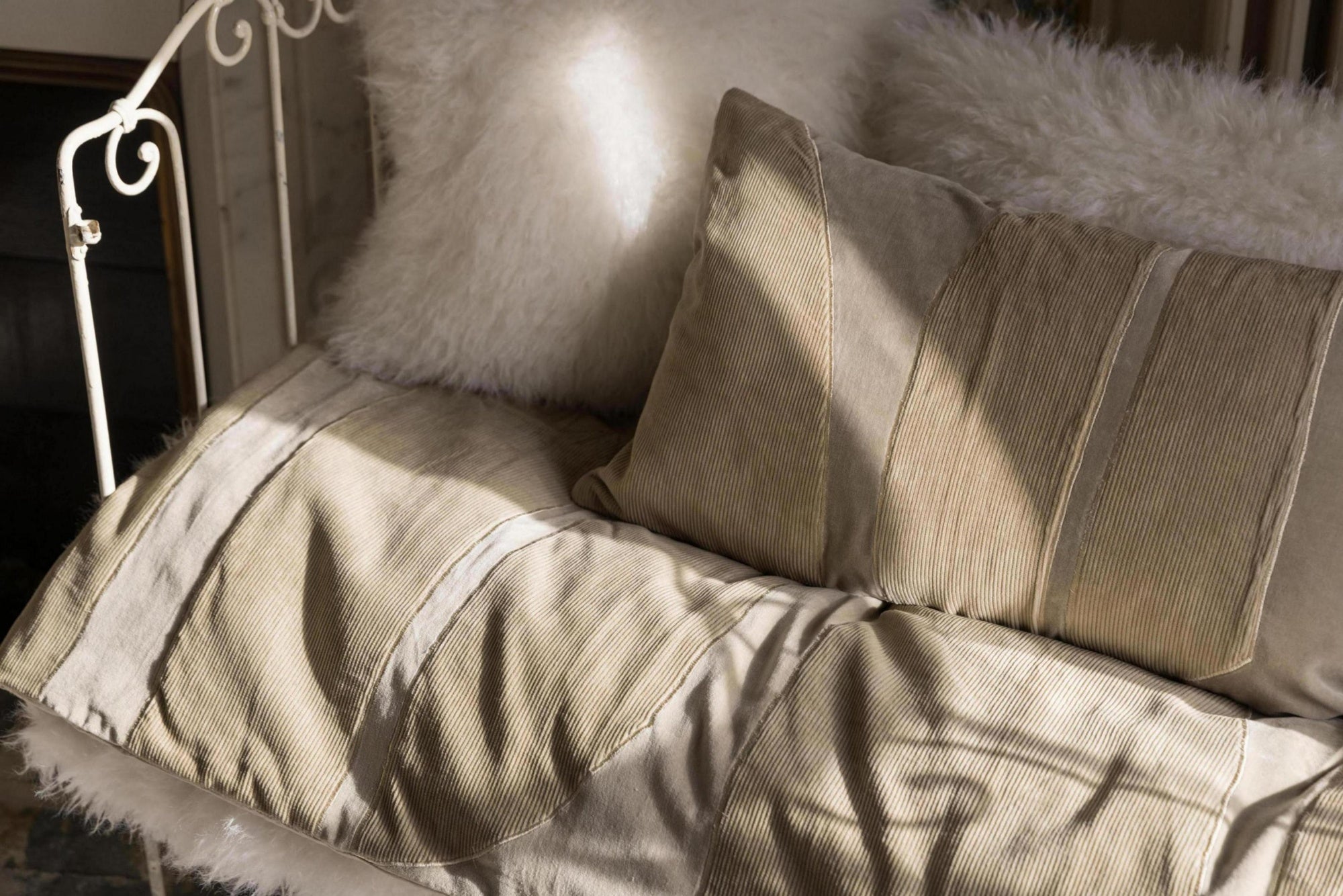 piumino a coste fara lino, colore lino, taglia 85 x 200. imbottitura adatta alla stagione fredda, trattiene il calore in...