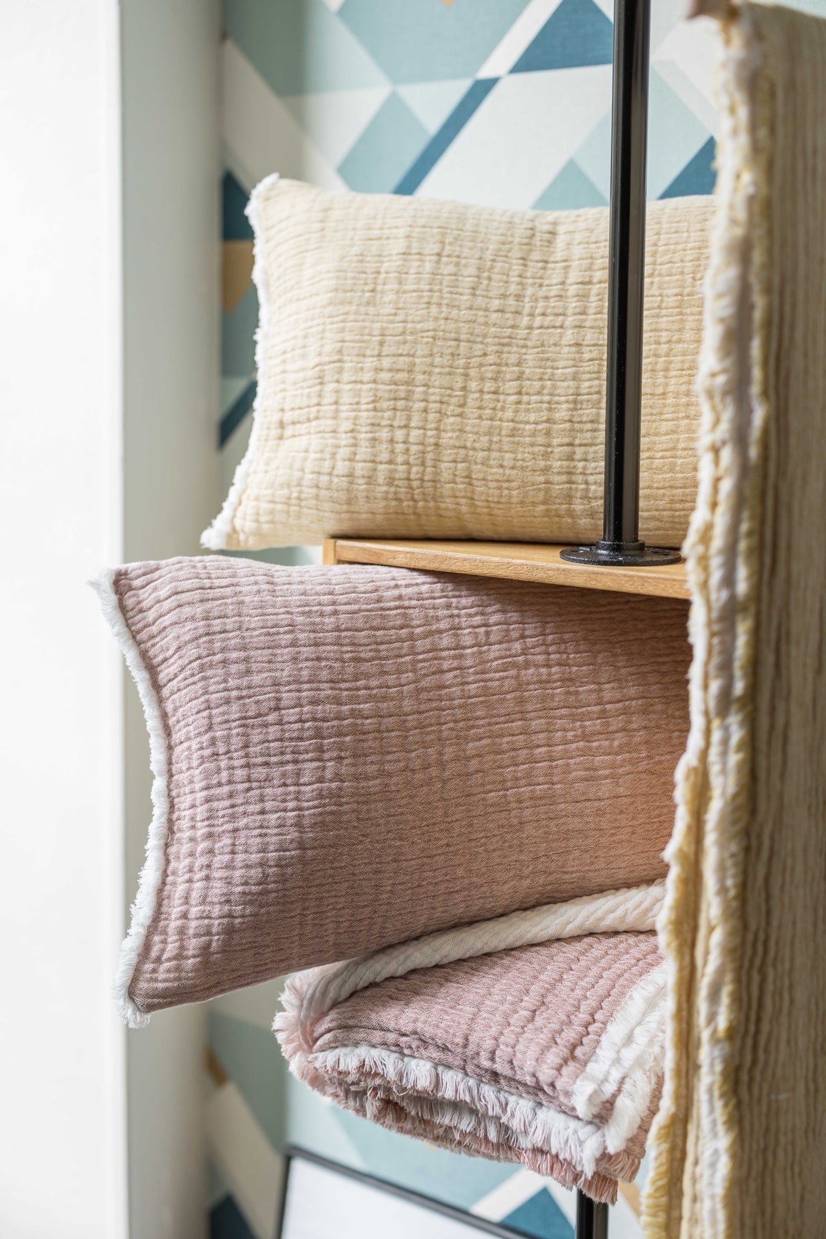 plaid emilio terracotta, colore terracotta, taglia 180 x 260. coperta plaid soffice e calda, ideale per coccolarsi nelle...