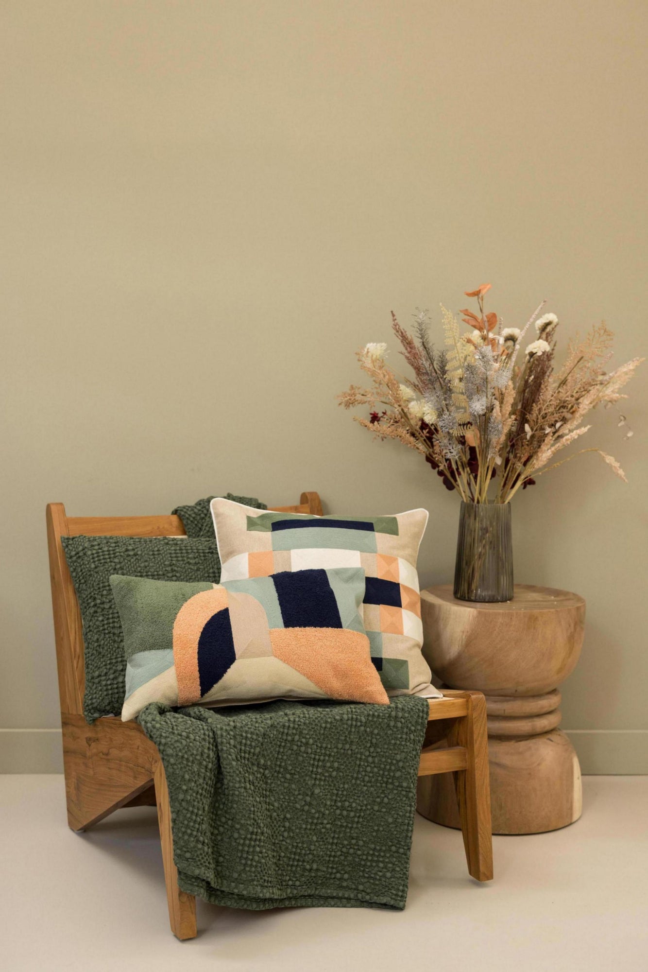 plaid tana oliva, colore oliva, taglia 240 x 260. coperta plaid soffice e calda, ideale per coccolarsi nelle stagioni fredde