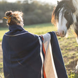 plaid jacquard riciclato gioia marina militare, colore marina militare, taglia 240 x 260. ideale per momenti di relax,...